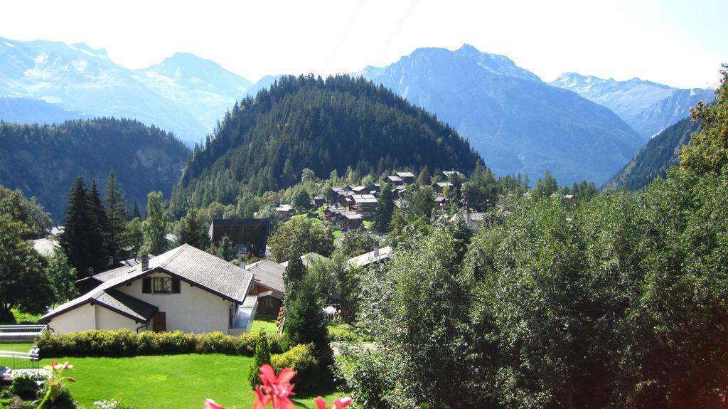 Villa Bel-Häx Blatten bei Naters Zimmer foto